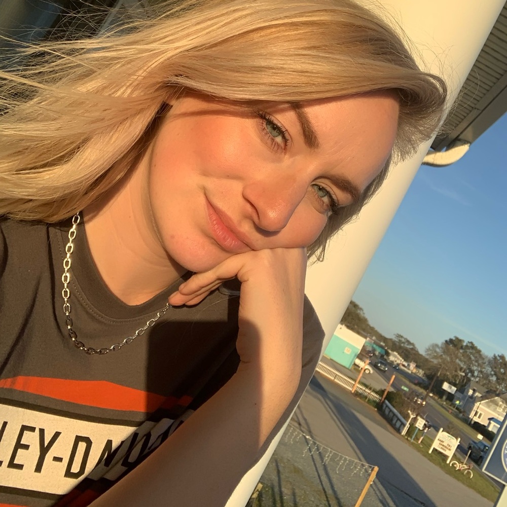 Meet your Posher, Taylor